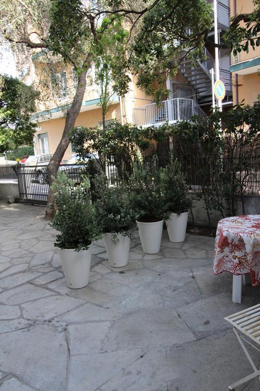 Apartmán Pochi Passi Dal Mare San Bartolomeo Al Mare Exteriér fotografie
